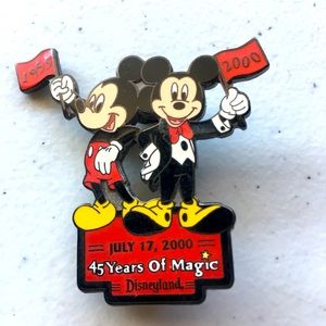Disney pin